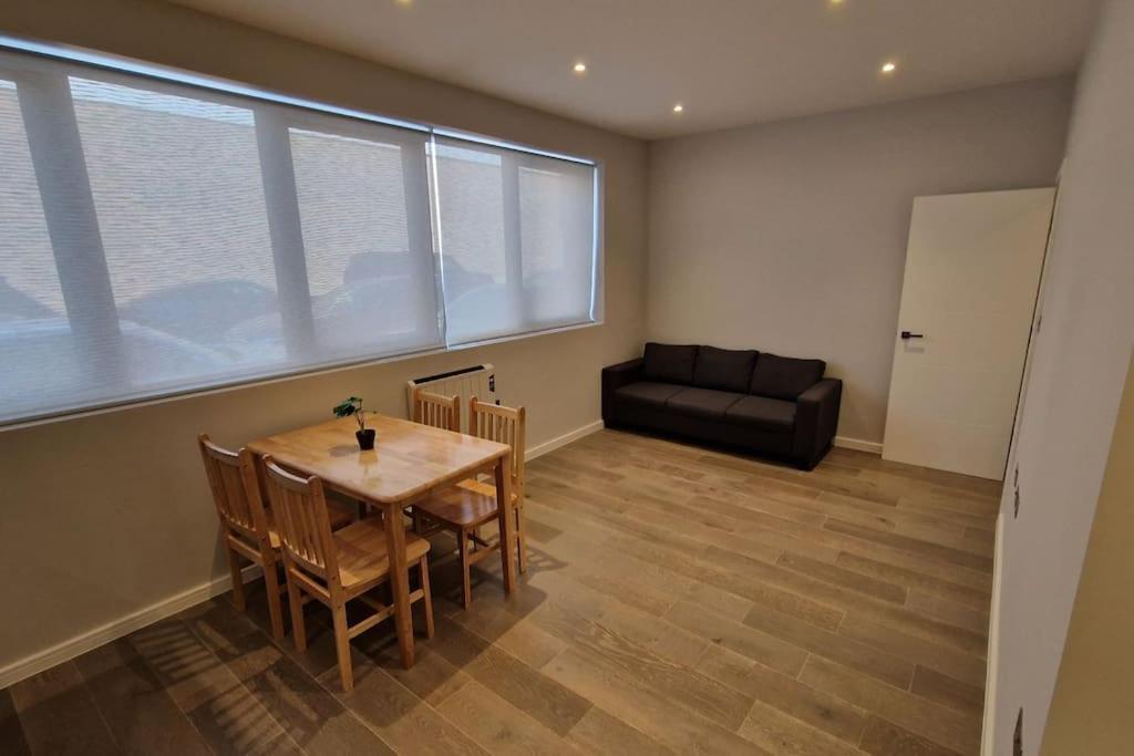 Dream Apartment Finchley 4 Min Walk To The Train Hendon Exteriör bild